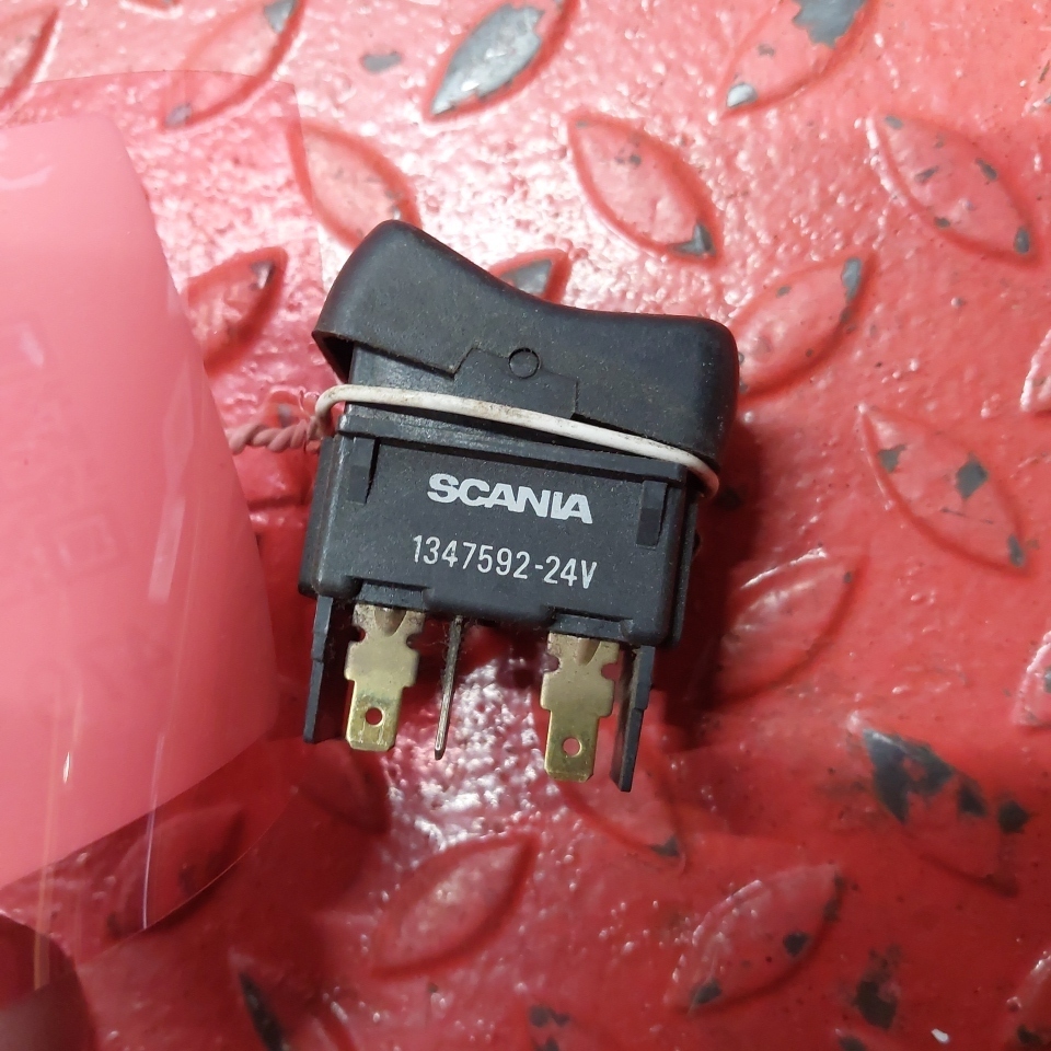 1347592 SCANIA Кнопка, № XF479162, фото 4