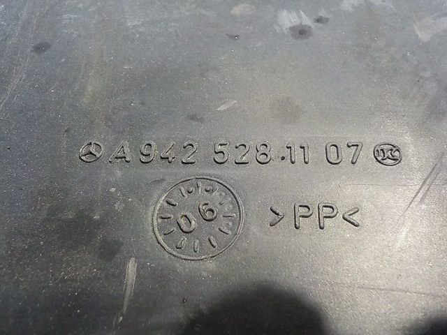 9425281107 MERCEDES Воздуховод, № XF123987, фото 4