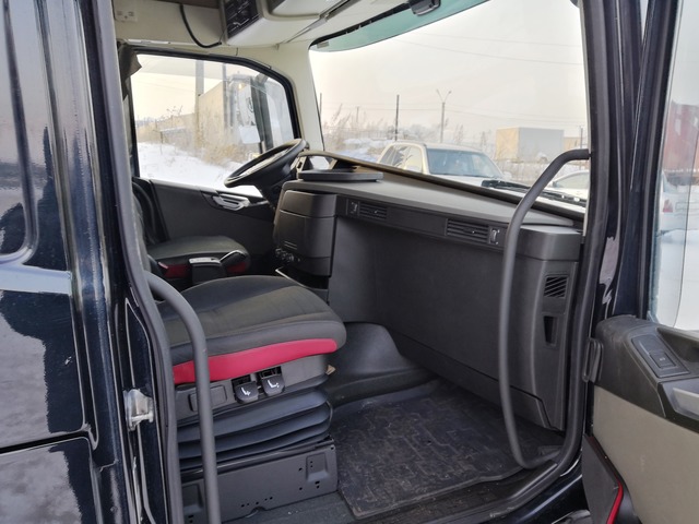 VOLVO Кабина, Globetrotter XL, № XF268235, фото 12