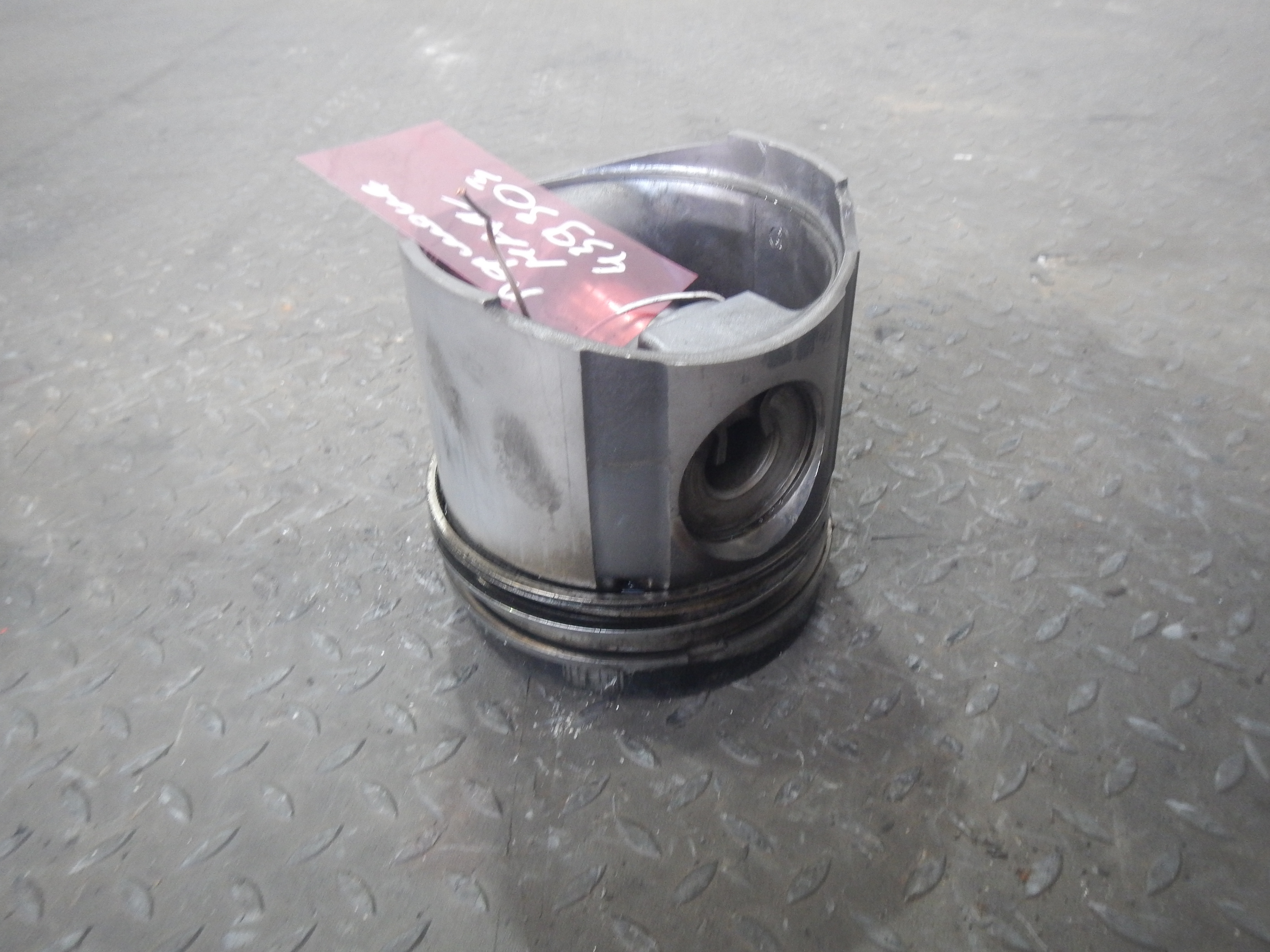 51025006019 MAN Поршень, № XF439303, фото 1