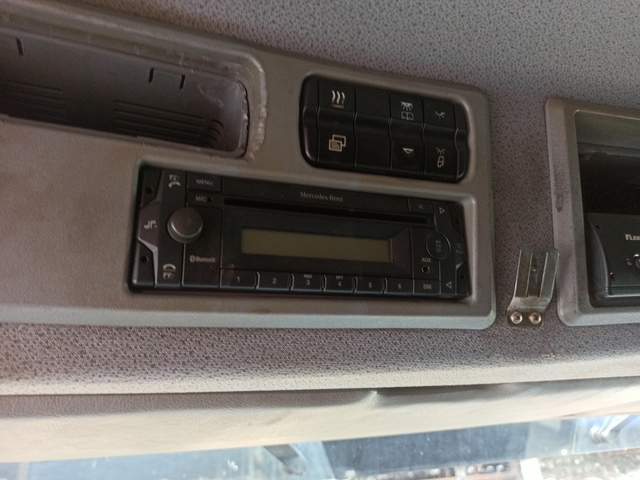 0004461062 MERCEDES Магнитола, № XF342802, фото 1