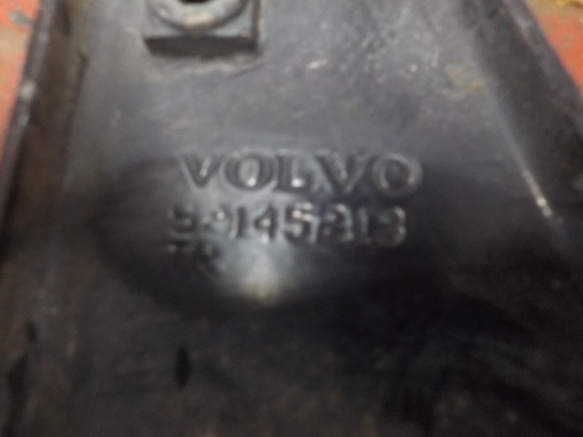 82145213 VOLVO Кронштейн подножки, № XF328719, фото 4
