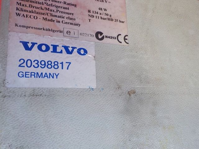 20398817 VOLVO Холодильник, № XF158097, фото 6
