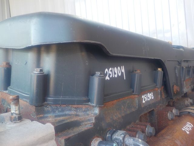 500323058 IVECO Клапанная крышка, № XF251904, фото 1