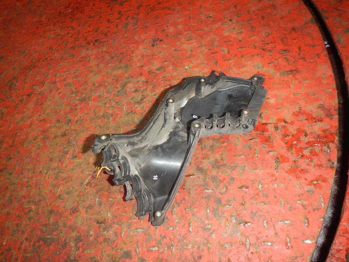 81254245000 MAN Кронштейн электропроводки, № XF405190, фото 3