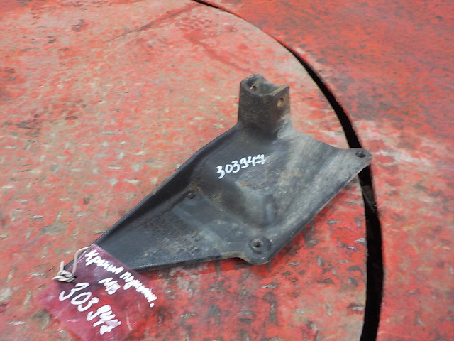 9406660931 MERCEDES Кронштейн подножки, № XF303947, фото 1