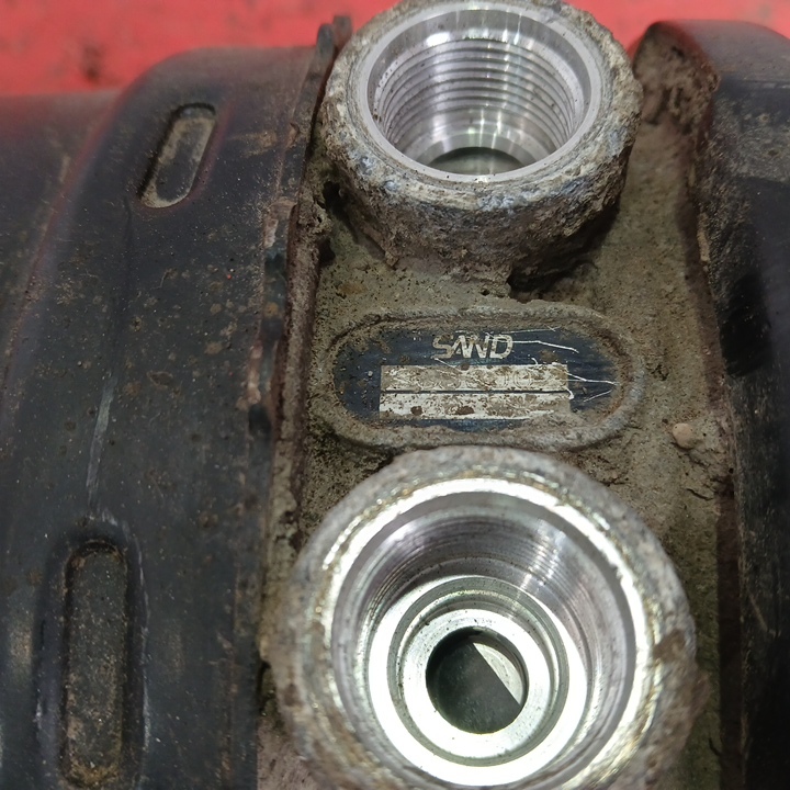 21596226 VOLVO Энергоаккумулятор, № XF479972, фото 7