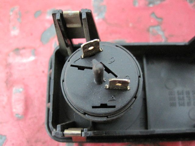 0015452104 MERCEDES Переключатель блокировки дифференциала, № XF234964, фото 4