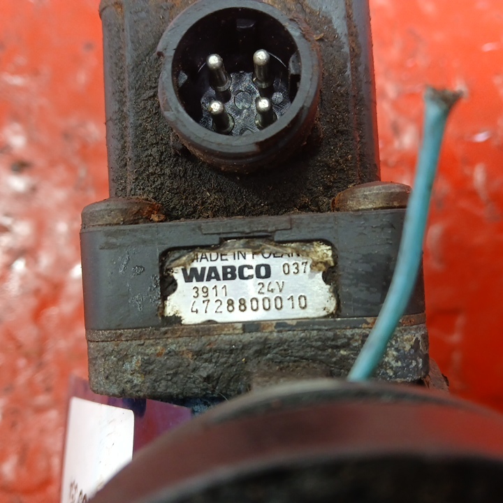 41211013 IVECO Кран ECAS, № XF485354, фото 8