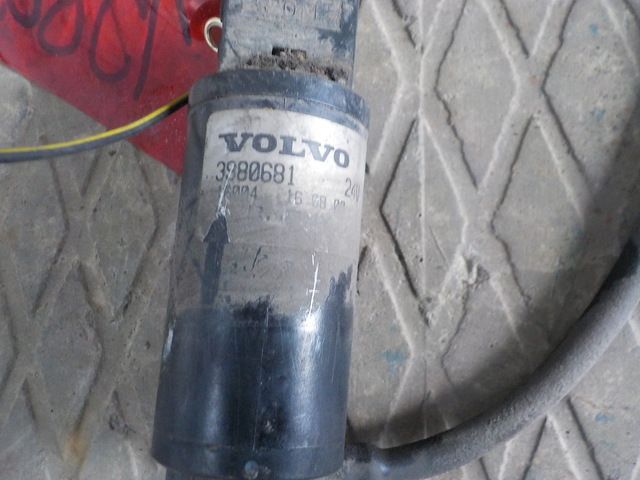 3980681 VOLVO Насос омывателя, № XF158830, фото 3