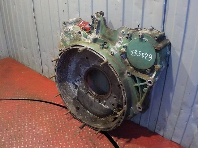 21622396 VOLVO Кожух маховика, № XF135037, фото 1