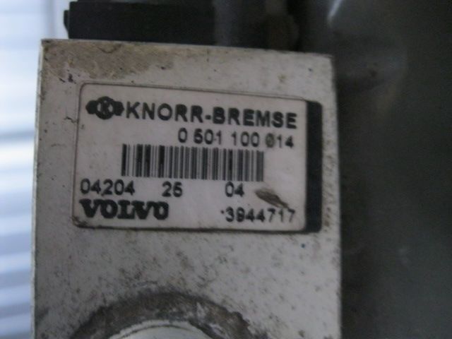 3944717 VOLVO Кран ECAS, № XF3219, фото 3