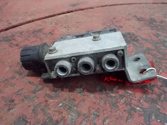 3944717 VOLVO Кран ECAS, № XF90561, фото 3