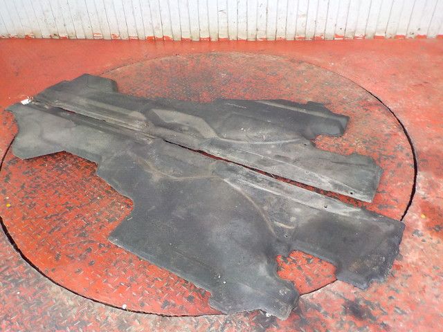 20429297 VOLVO Шумоизоляция двигателя, № XF185677, фото 1