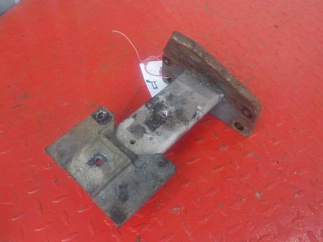 1485902 SCANIA Кронштейн диффузора, № XF254637, фото 2