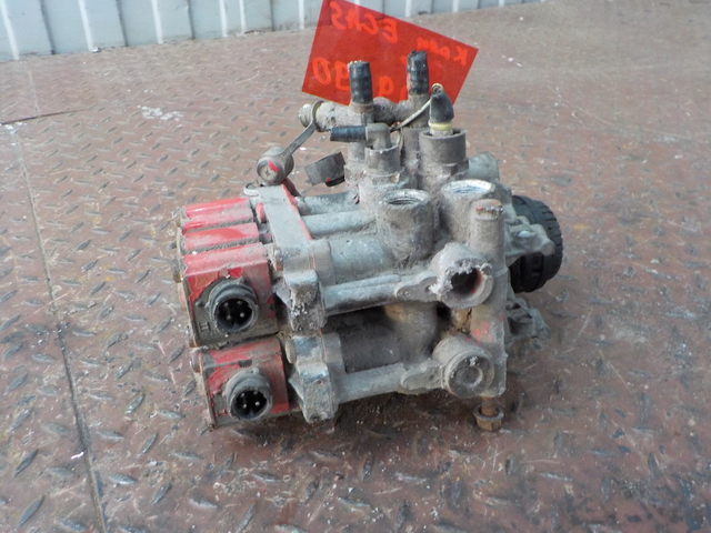 5010143098 RENAULT Кран ECAS, № XF129690, фото 1