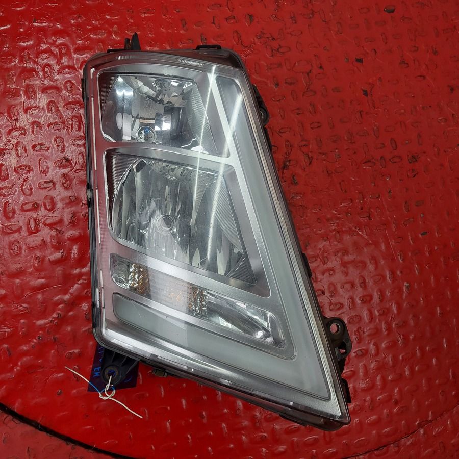 22239220 VOLVO Фара правая, № XF426050, фото 2