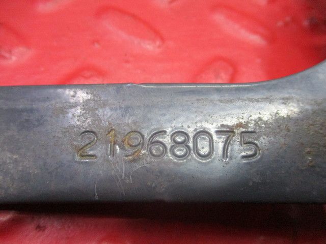 21968075 VOLVO Кронштейн шумоизоляции, № XF308654, фото 4