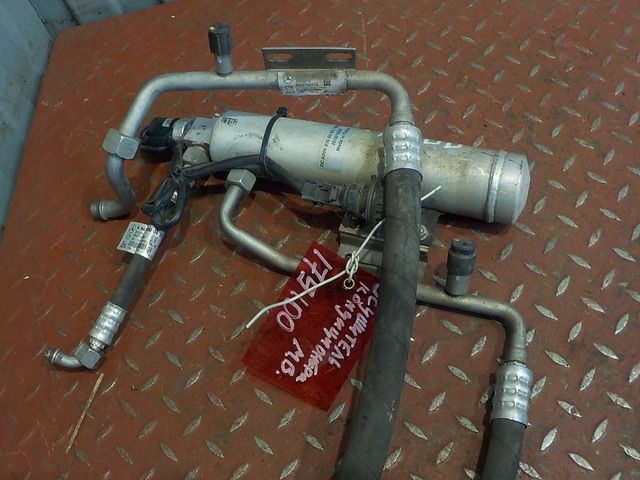 0008305083 MERCEDES Осушитель кондиционера, № XF179100, фото 3