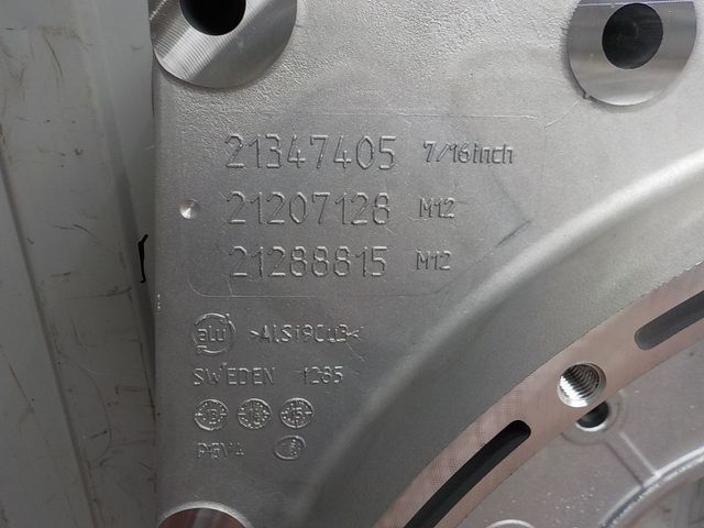 21622396 VOLVO Кожух маховика, фото 3