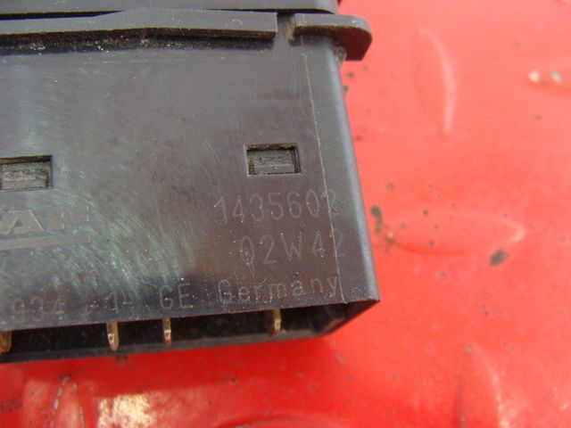 1435602 DAF Кнопка, № XF290977, фото 4