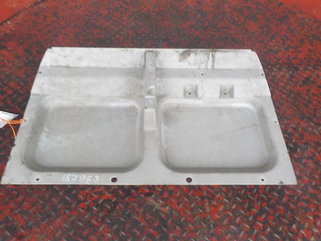 8143669 IVECO Бардачок, № XF187963, фото 3