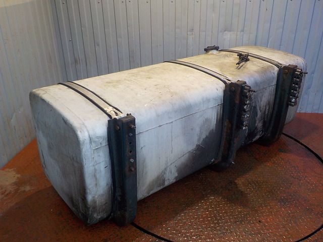41042845 IVECO Бак топливный, № XF231321, фото 3