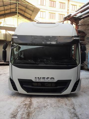 IVECO Кабина, AS, Красный, № XF314914, фото 8