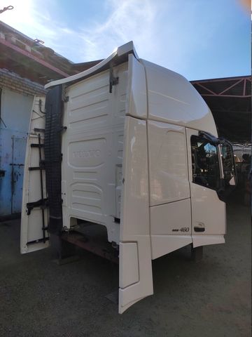 VOLVO Каркас кабины, № XF250726, фото 3