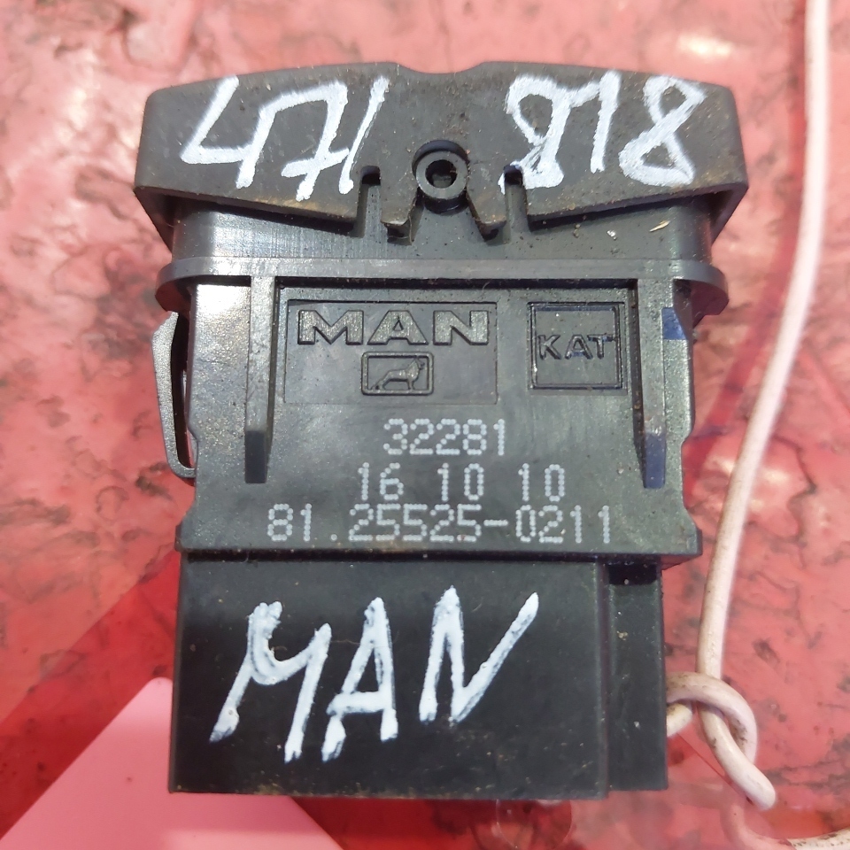 81255250211 MAN Кнопка, № XF471818, фото 6