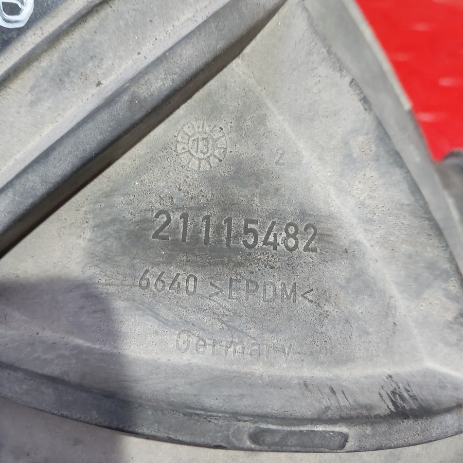 21115482 VOLVO Воздуховод, № XF410892, фото 4