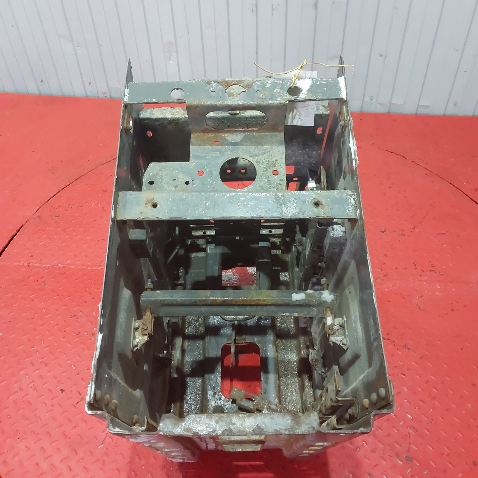YZ900076000011 SITRAK\HOWO Ящик АКБ, № XF438999, фото 8
