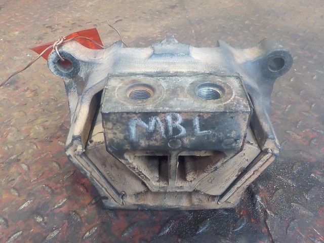 9412416713 MERCEDES Подушка двигателя, № XF158143, фото 4