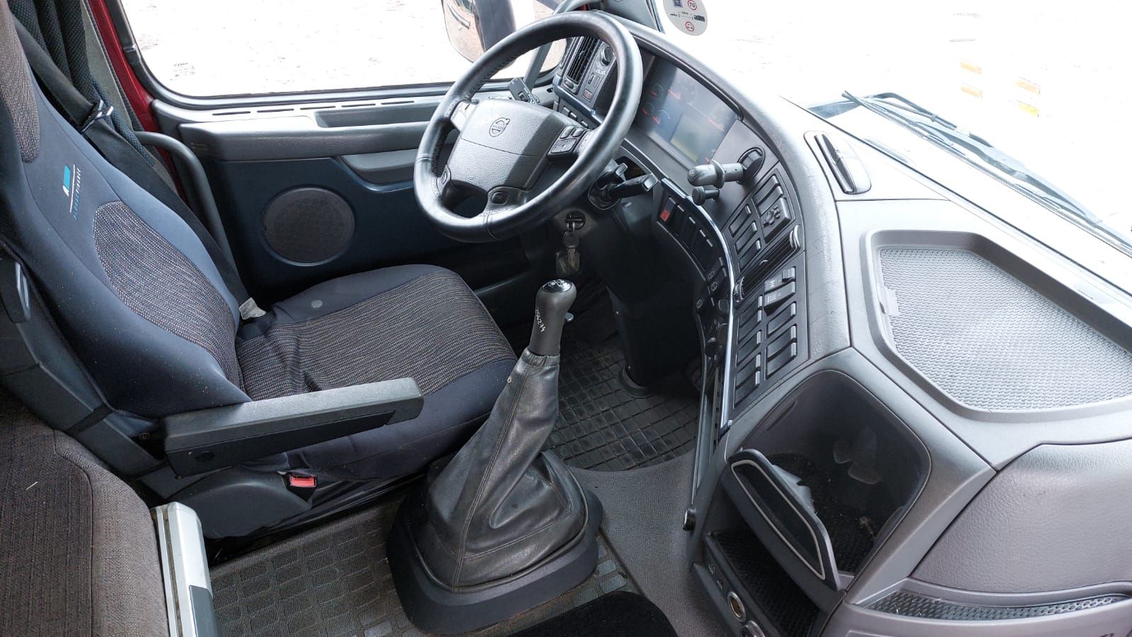 85115440 VOLVO Кабина, Globetrotter XL, № XF256219, фото 13