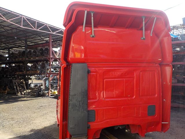 IVECO Кабина, MLL Высокая, МКПП, № XF107126, фото 4