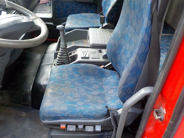 IVECO Кабина, MLL Высокая, МКПП, № XF107126, фото 13