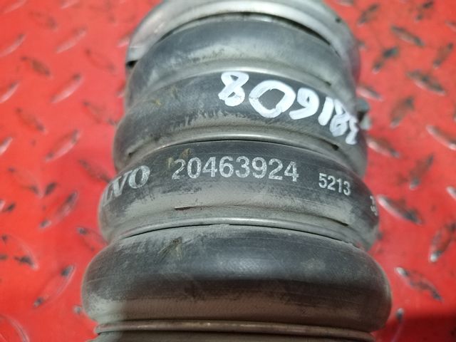 20463924 VOLVO Патрубок интеркулера, № XF381608, фото 3