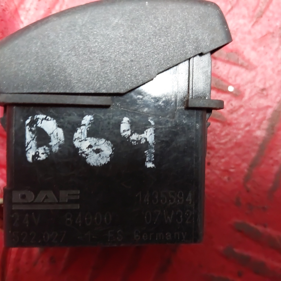 1435594 DAF Кнопка, № XF456453, фото 4