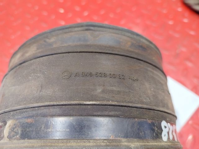 9495280082 MERCEDES Патрубок интеркулера, № XF339928, фото 4