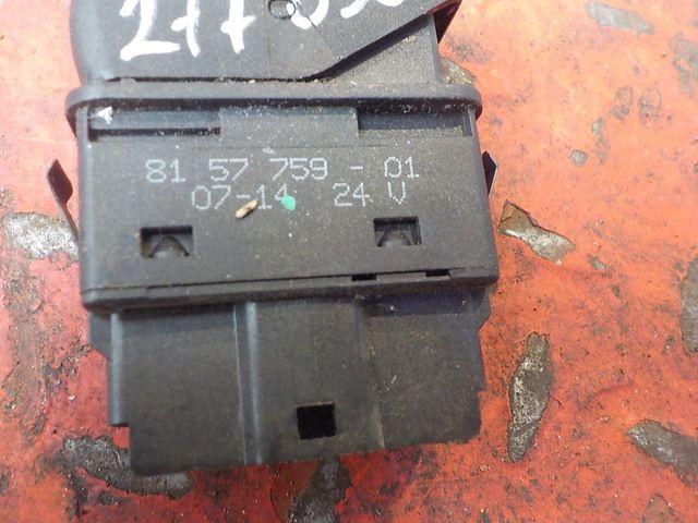 8157759 VOLVO Кнопка, № XF277636, фото 4
