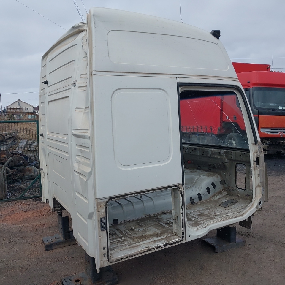 VOLVO Каркас кабины, № XF452090, фото 4