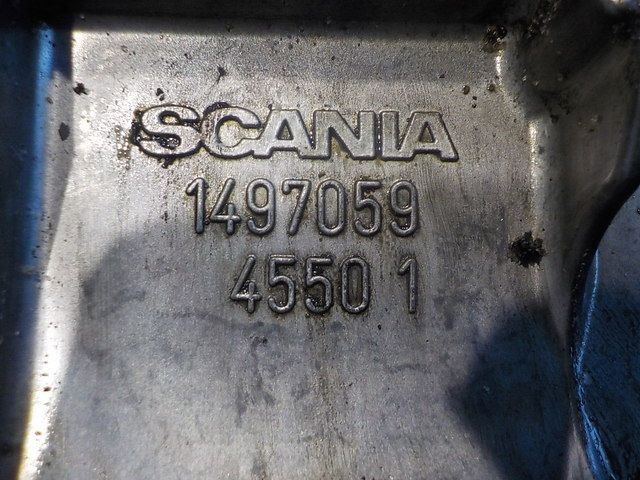 1835795 SCANIA Крышка двигателя, № XF132228, фото 4