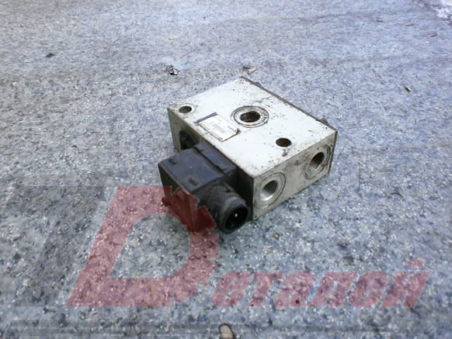 3944715 VOLVO Кран ECAS, № XF16068, фото 1