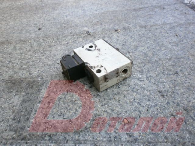 3944715 VOLVO Кран ECAS, № XF16068, фото 2