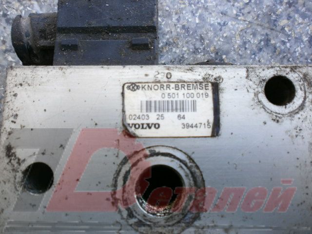 3944715 VOLVO Кран ECAS, № XF16068, фото 3