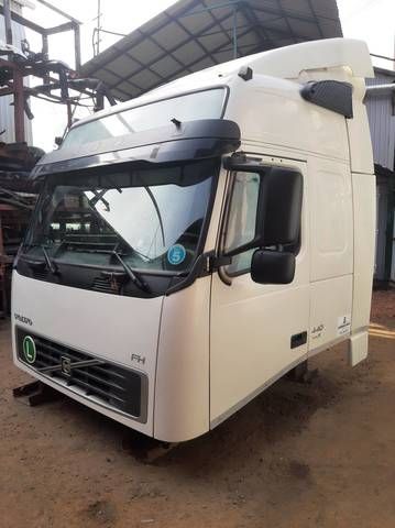 VOLVO Каркас кабины, № XF289581, фото 1