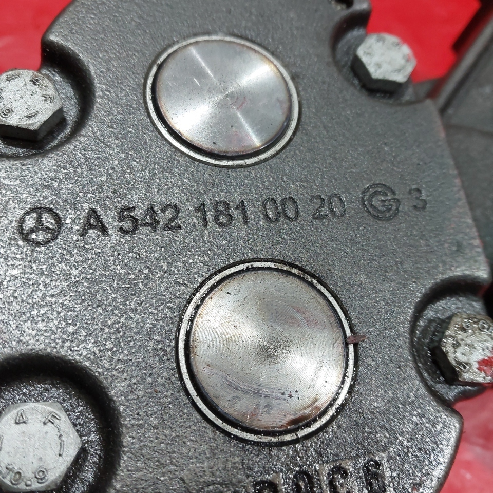5421810020 MERCEDES Насос масляный, № XF487406, фото 4