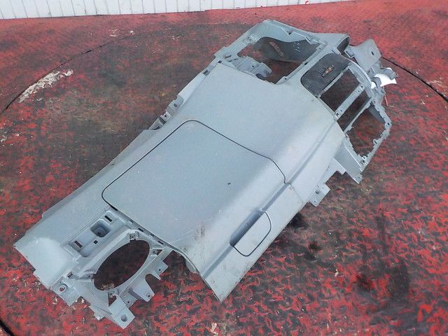 3802554 IVECO Торпедо, № XF102721, фото 1