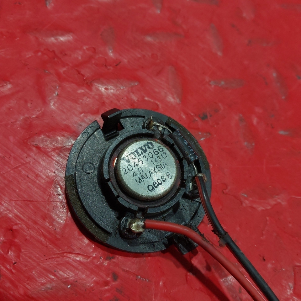 20453066 VOLVO Динамик, № XF483038, фото 4