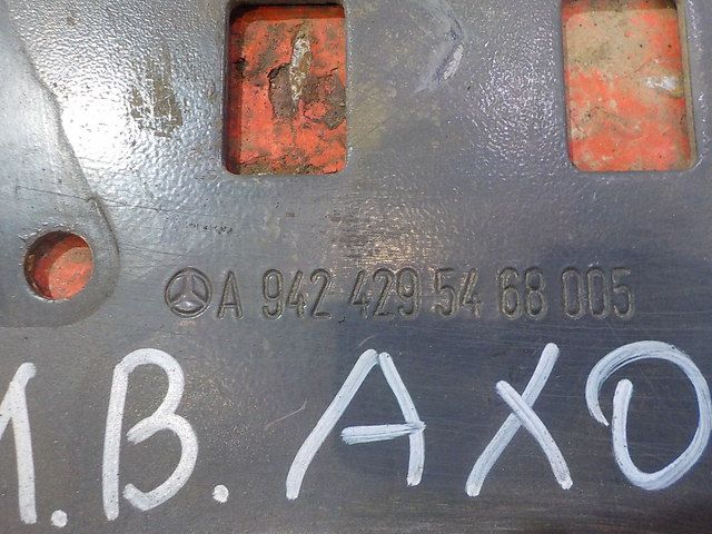 9424295468 MERCEDES Кронштейн осушителя, № XF303961, фото 4